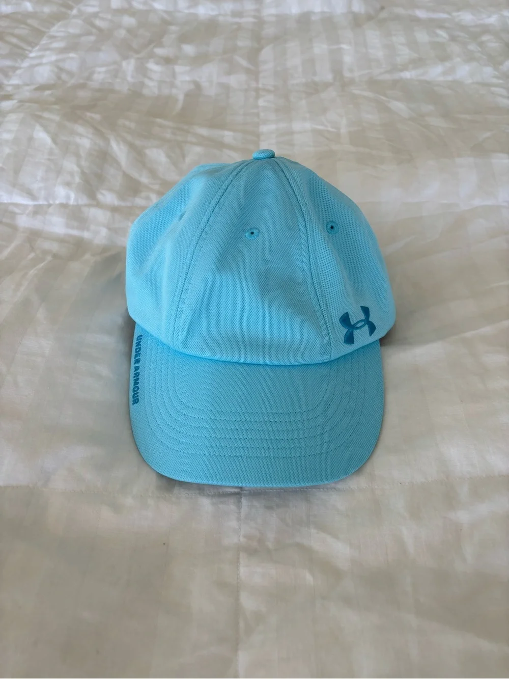 Under Armour Light Blue Girls Baseball Cap Hat with elastic back